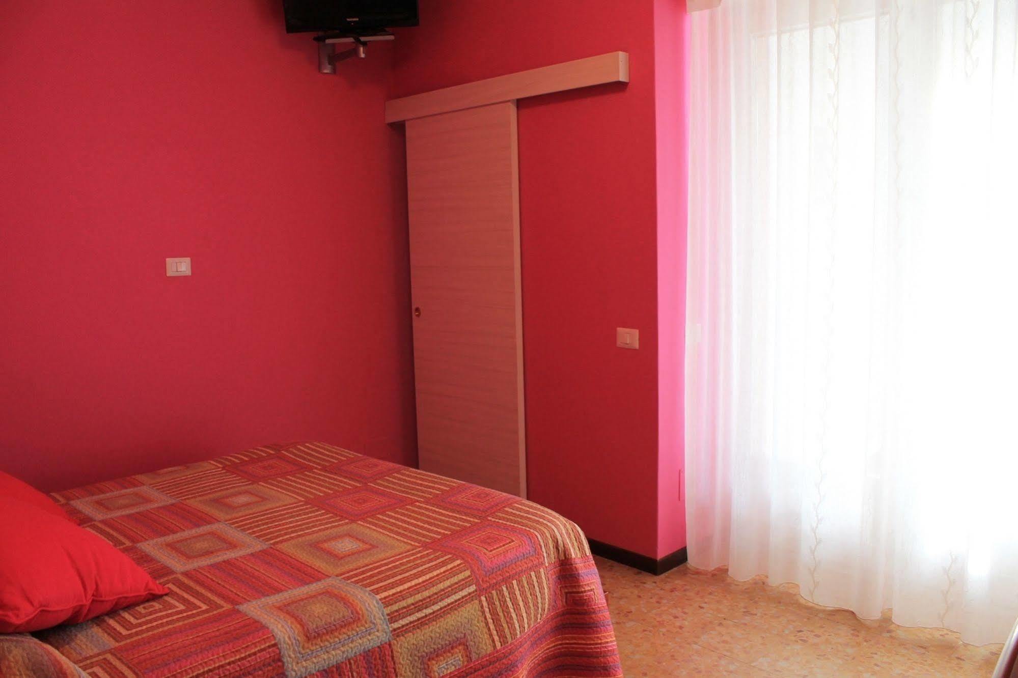 Albergo Paradiso Maccagno Ngoại thất bức ảnh
